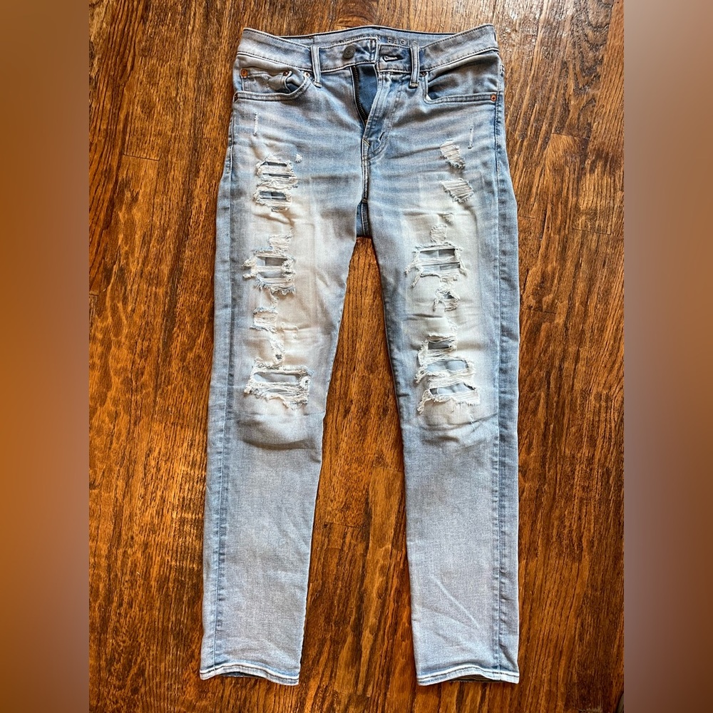 American Eagle (AEO) Men’s 28x30. EUC, Airflex 360 Jeans